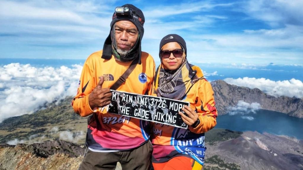 追梦没有年龄限制  62岁长者登上世界最高峰