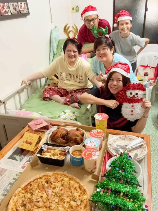 患病失明瘫痪19年，心态依旧开朗