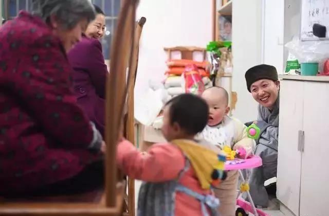 曾救上百弃婴「和尚爸爸」涉诈骗善款被捕  