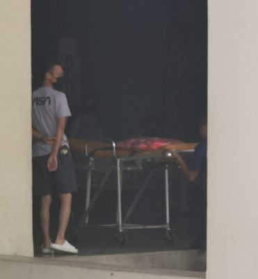 未上网/全国/船难夫妇死者遗体被领出