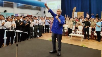 扎希：未获公立大学录取   研究6大学收SPM优秀生