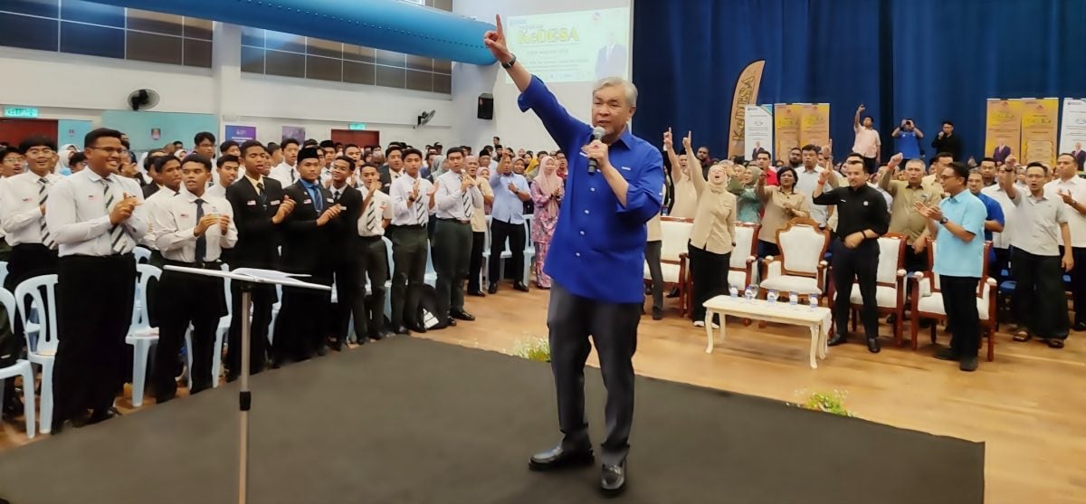 未获公立大学录取 6大学接收SPM优秀生