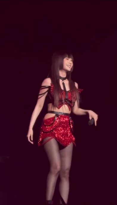 杨丞琳5年世巡划句点 叹“经历人生高低潮”台上泪崩