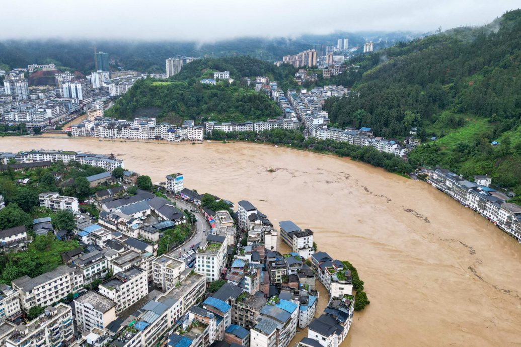 极端降雨频发 中国扩大防汛补偿范围