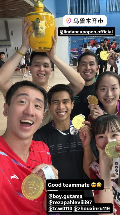 林丹杯乌鲁木齐站星光璀璨  伍家朗成新王带走12万奖金