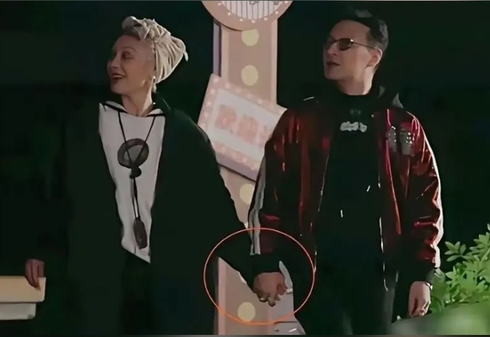 汪峰否认与宁静绯闻 晒女友合照回应：我俩好着呢