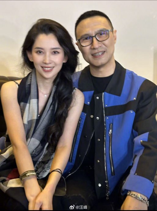 汪峰否认与宁静绯闻 晒女友合照回应：我俩好着呢