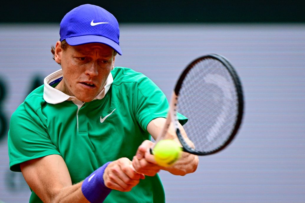 法网|辛纳（高芙）等高种子全闯16强  佐科99胜平澳网胜场纪录