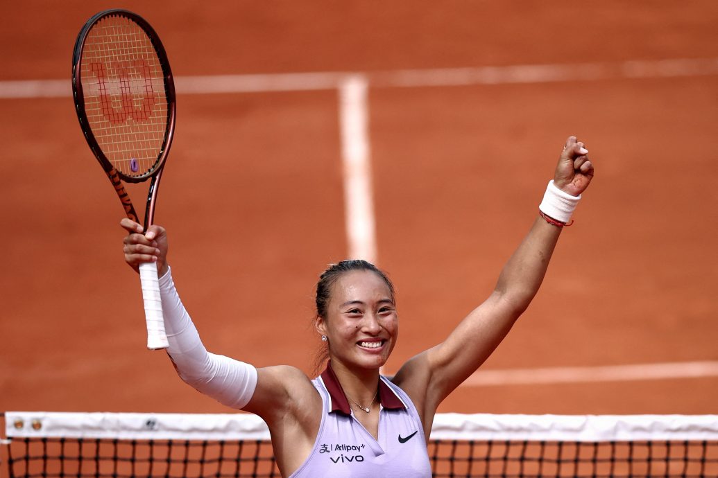 法网|郑钦文生涯首闯8强  萨巴伦卡：我等着复仇