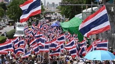 泰国上议院军事委员会：佩通坦与洪森通话内容严重损害国家尊严