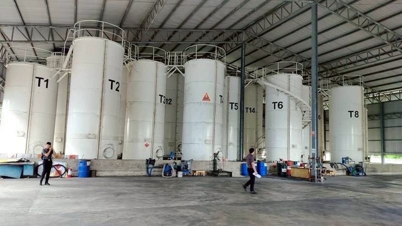 泰国破非法化学品大案 缴获180万升毒品原料