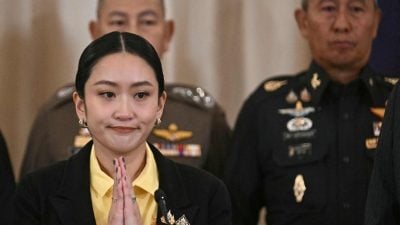 泰相佩通坦将会见东北陆军司令 力求化解政府垮台危机