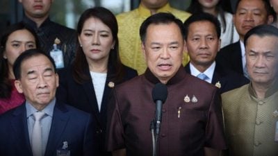 泰自豪党退出联合政府 促首相为电话外泄担责