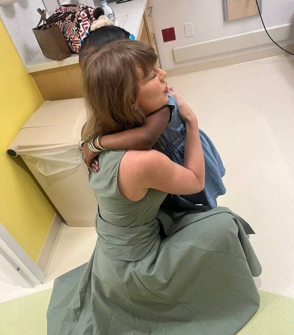 泰莱低调突袭医院送拥抱 病童见天后当场傻眼