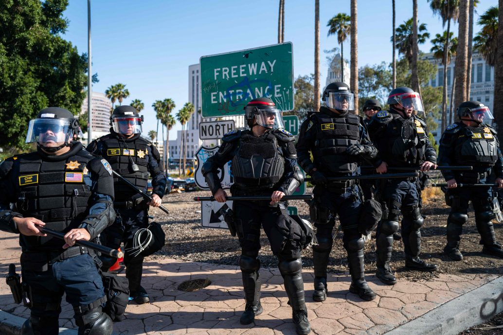 洛杉矶促华府停搜捕非法移民 将继续实施宵禁