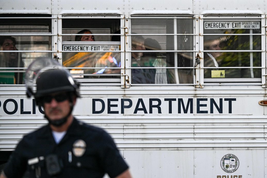 海军陆战队抵洛杉矶　特朗普：到“和平”出现才撤离