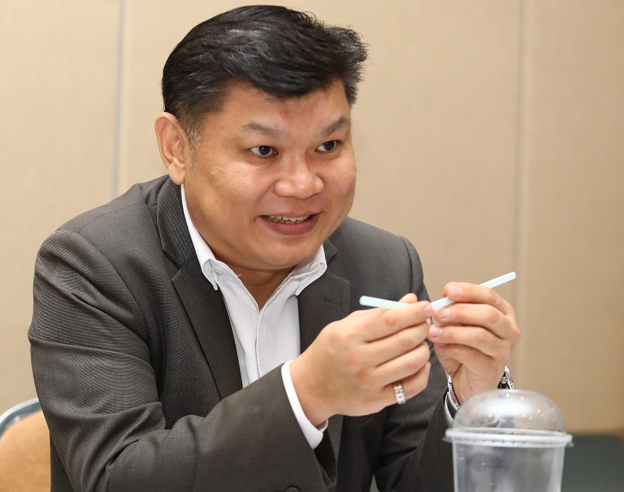 焦点(6月4日):无塑政策的进退(一)