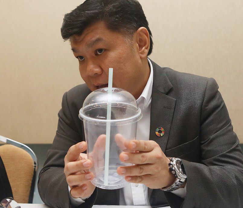 焦点(6月4日):无塑政策的进退(一)