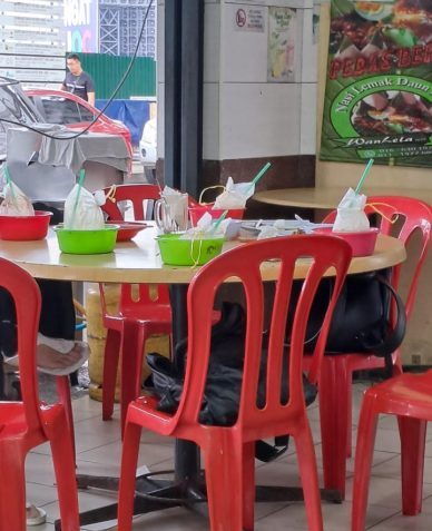 焦点(6月4日):无塑政策的进退(一)