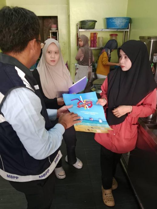 焦点（6月4日）：无塑政策的进退（二）