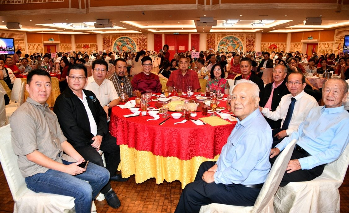 版头-大都会／本报父母亲节联欢晚宴／11图
