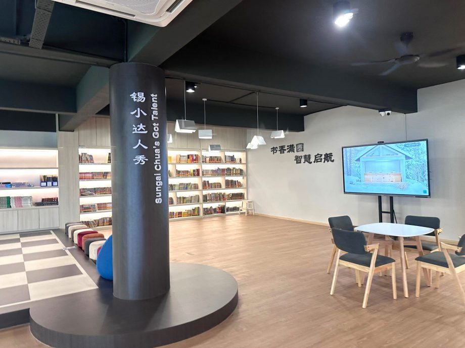 锡米山学校图书馆如同咖啡厅,书香满园