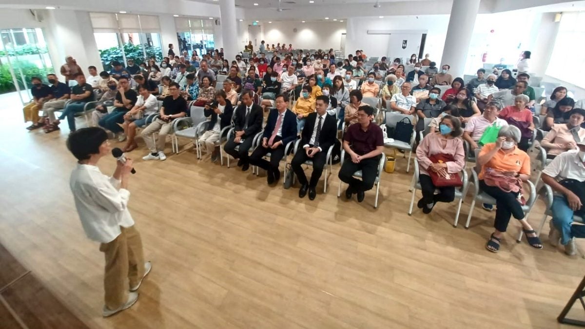 版挤可押//大都会/“癌症不再等于绝症：癌症治疗的进展”讲座会，逾300人参与