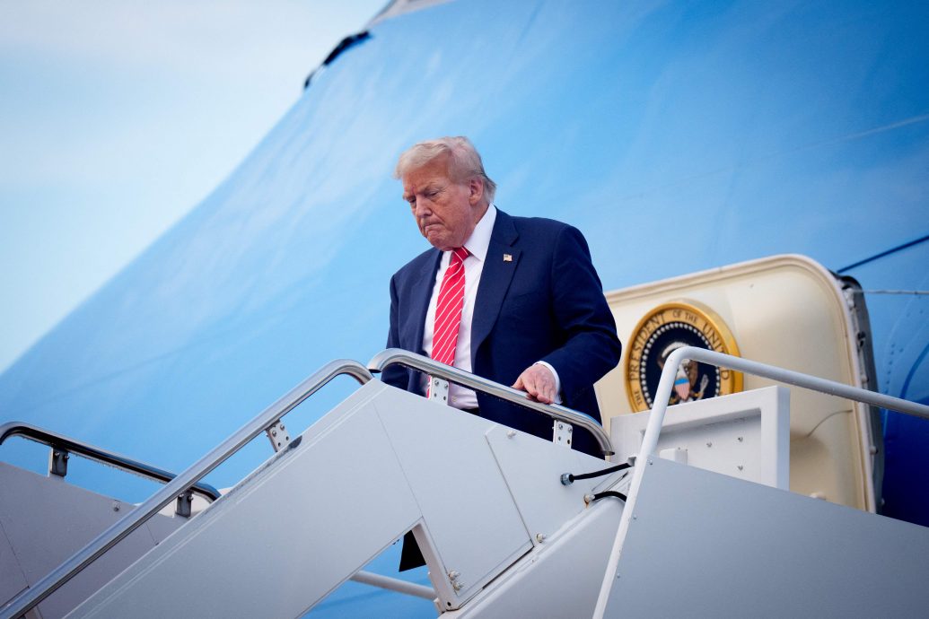 特朗普吹嘘美军战果 对伊朗核设施的袭击堪比广岛长崎核爆