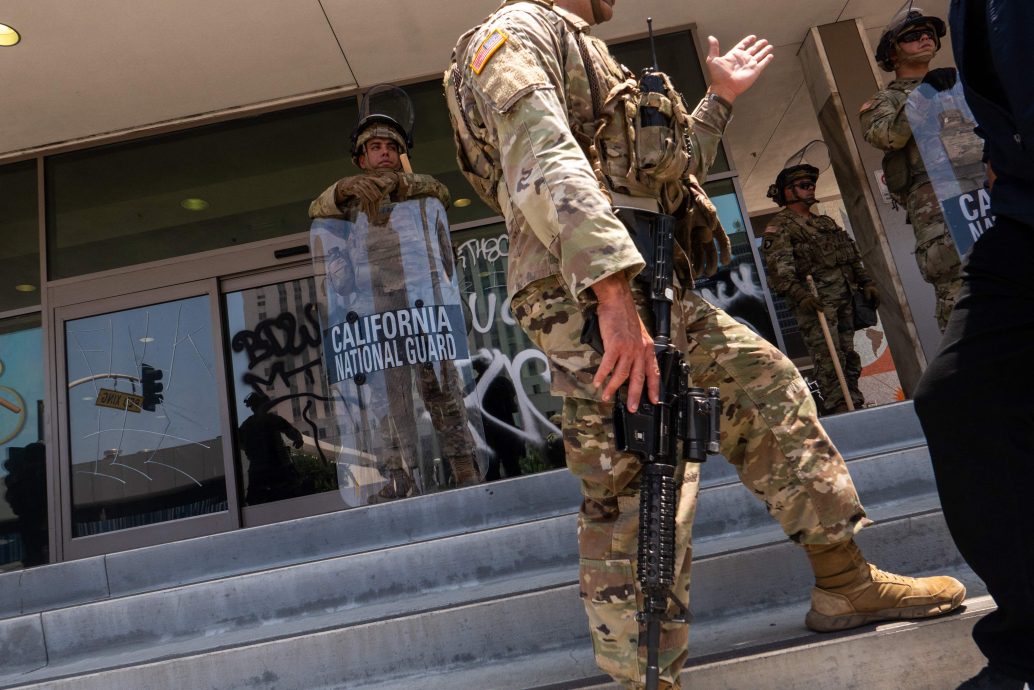 特朗普威胁逮捕州长 加州告政府派国民兵