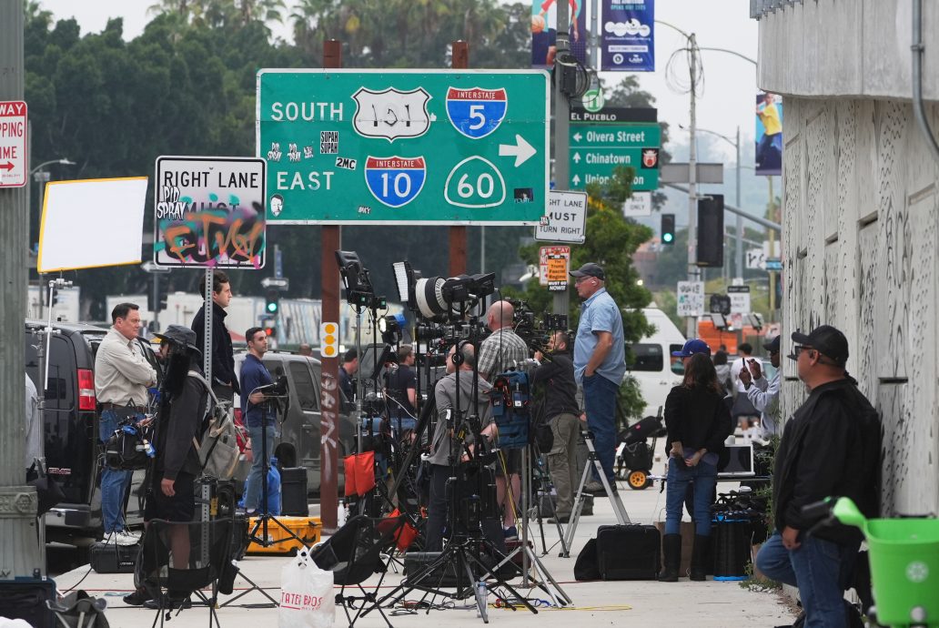 特朗普:要是过去3晚没派兵 洛杉矶将成焦土