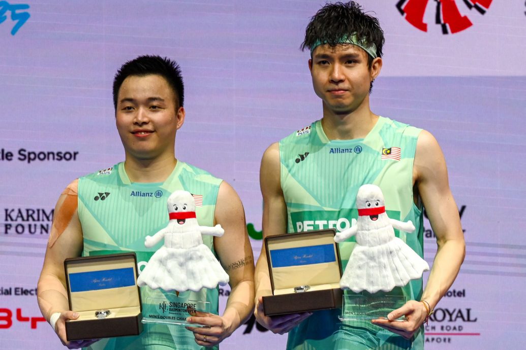 独特方式庆祝近期夺冠  谢苏聪文邀男双队友云顶团建