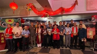 王亮杰推介新书《追忆九州》 逾百人共襄盛举