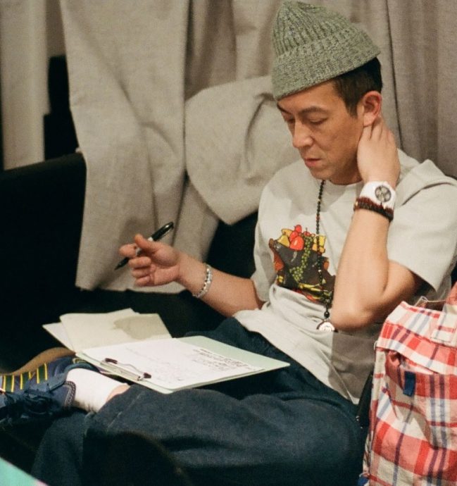 疑不满下机顺序爆口角 陈冠希发飙:我会让你丢工作