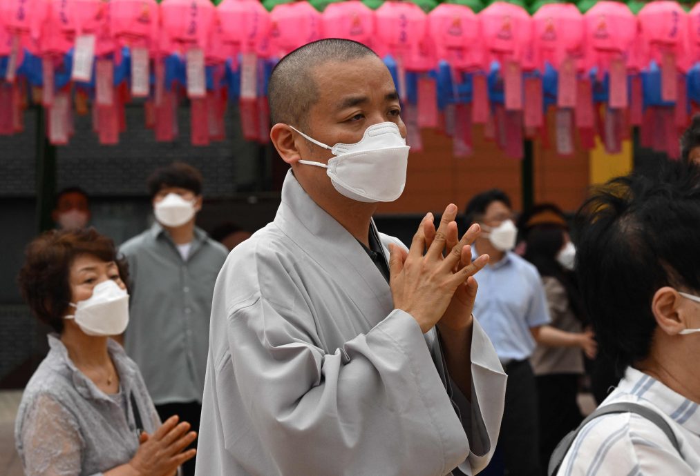 看世界 首尔曹溪寺传火警 僧侣紧急疏散