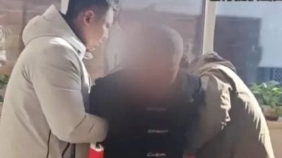 包装成智库专家 网红竟是潜逃31年杀人犯