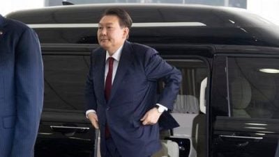尹锡悦到首尔高等检察厅接受特别检察官问询