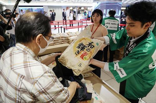 看世界)日大米价飙升 餐饮业转向卖成本较低面食产品