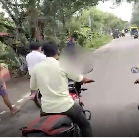 **看世界（只供网）**：家庭纠纷男子斩首兄嫂  提头游荡再自首  