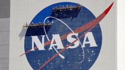 磁场超强“僵尸星”朝地球移动　NASA：太近“人体会分解”