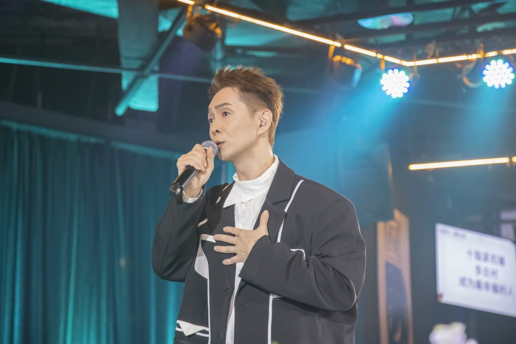 纪念五十载人生旅程 黎升铭感慨开唱忆亡妹