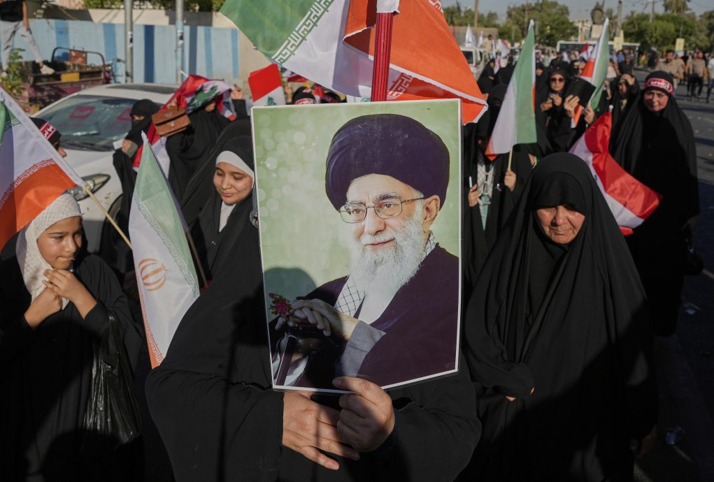 纽时:伊朗最高领袖点名接班人 藏掩体准备随时“殉道”