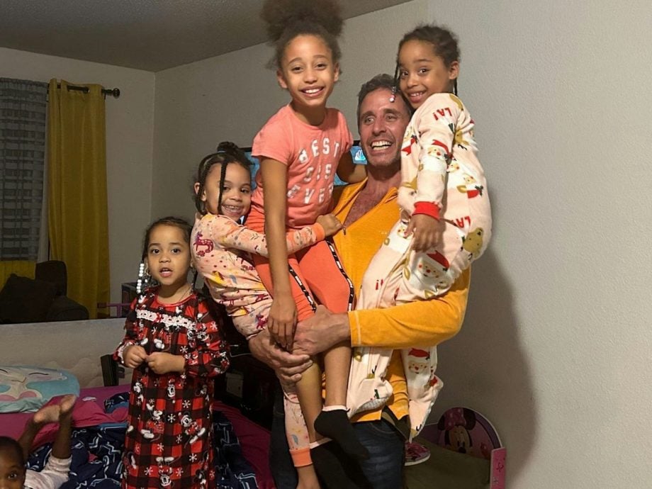 美国“捐精之王”拥176个孩子　无偿“播种”17年后交棒 