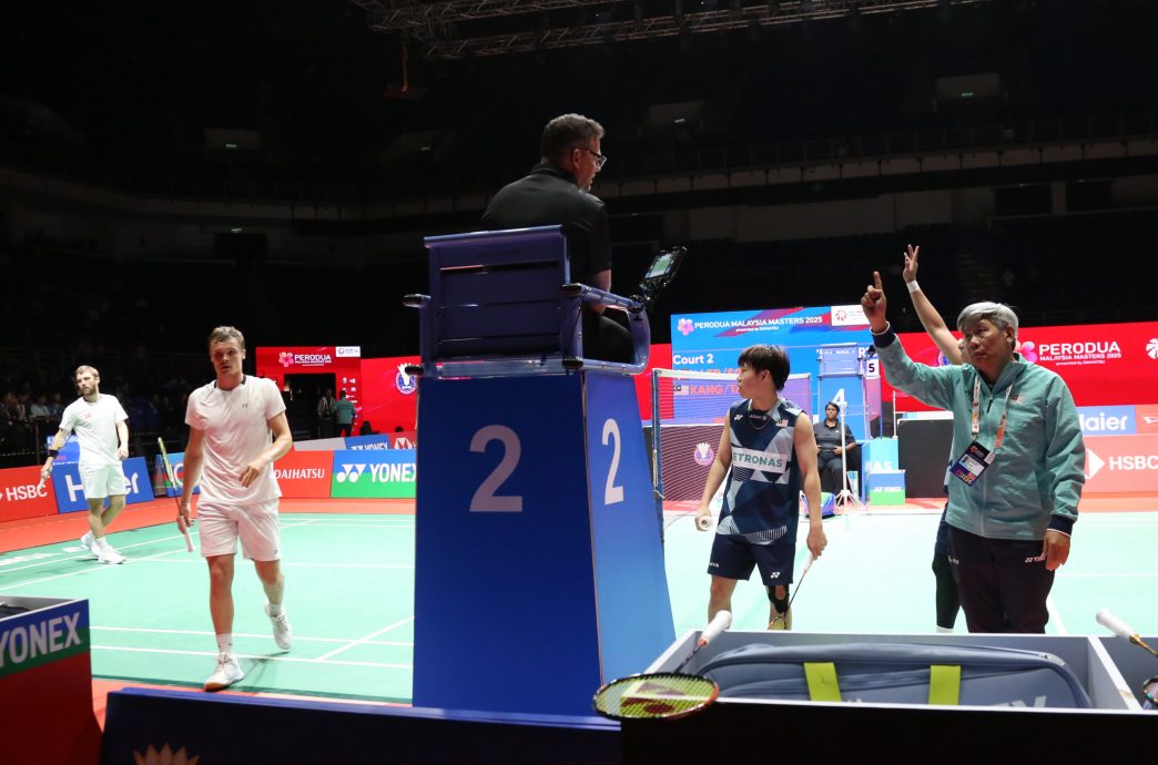 羽球赛争议判罚频出  谢定峰：羽联应考虑引进VAR