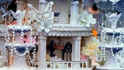 翻糖蛋糕师胞弟婚礼 童话城堡蛋糕惊艳全场