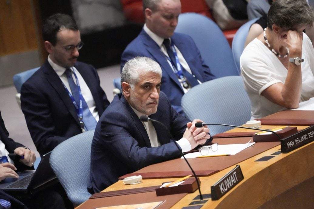 联合国秘书长警告 美国轰炸伊朗后恐导致循环报复的“无底洞”