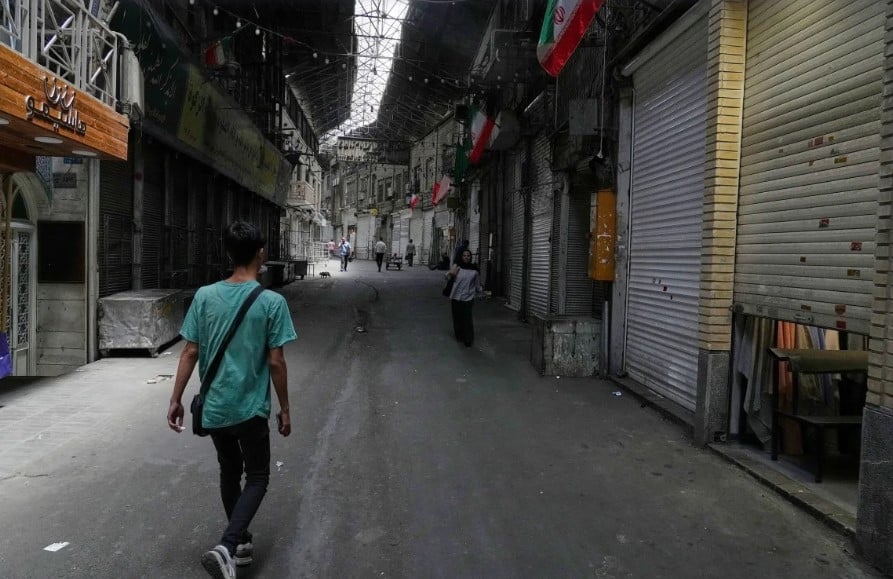 草木皆兵!伊朗担心摩萨德渗透 加强取缔力度