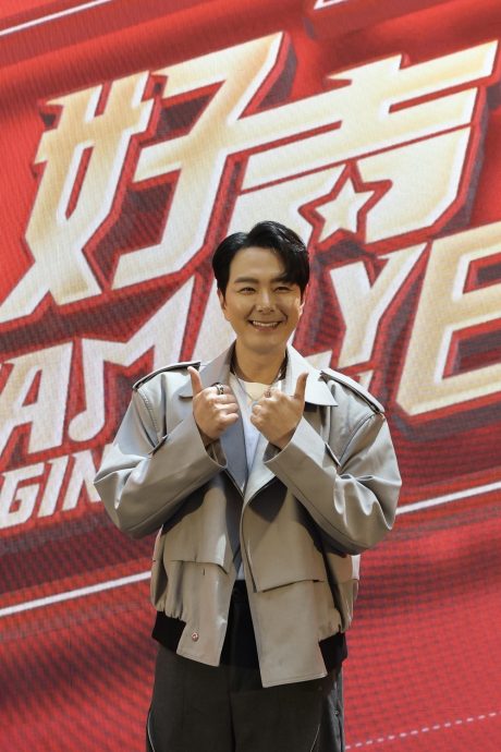 萧正楠来马10天思儿心切 亏黄翠如当妈后会叫外卖