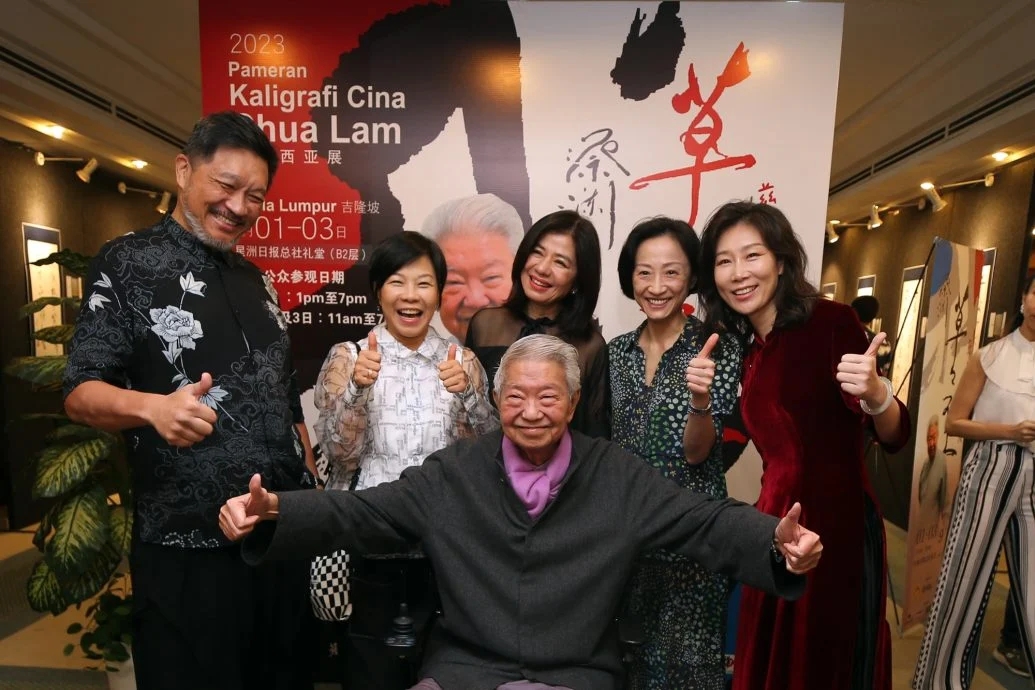 蔡澜逝世︱与黄霑开创三级清谈节目 大尺度《今夜不设防》惹轰动