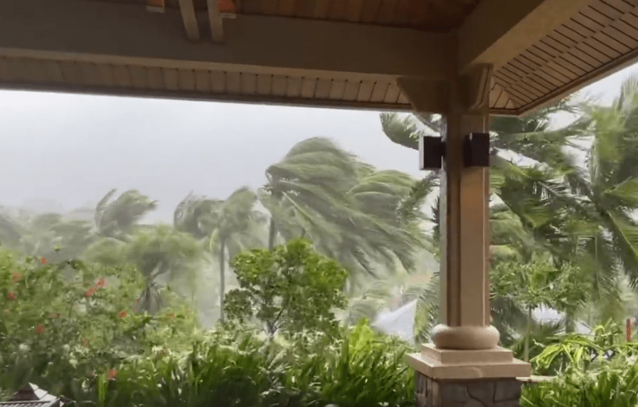 蝴蝶台风或在广东徐闻沿海登陆 三亚发暴雨红色预警