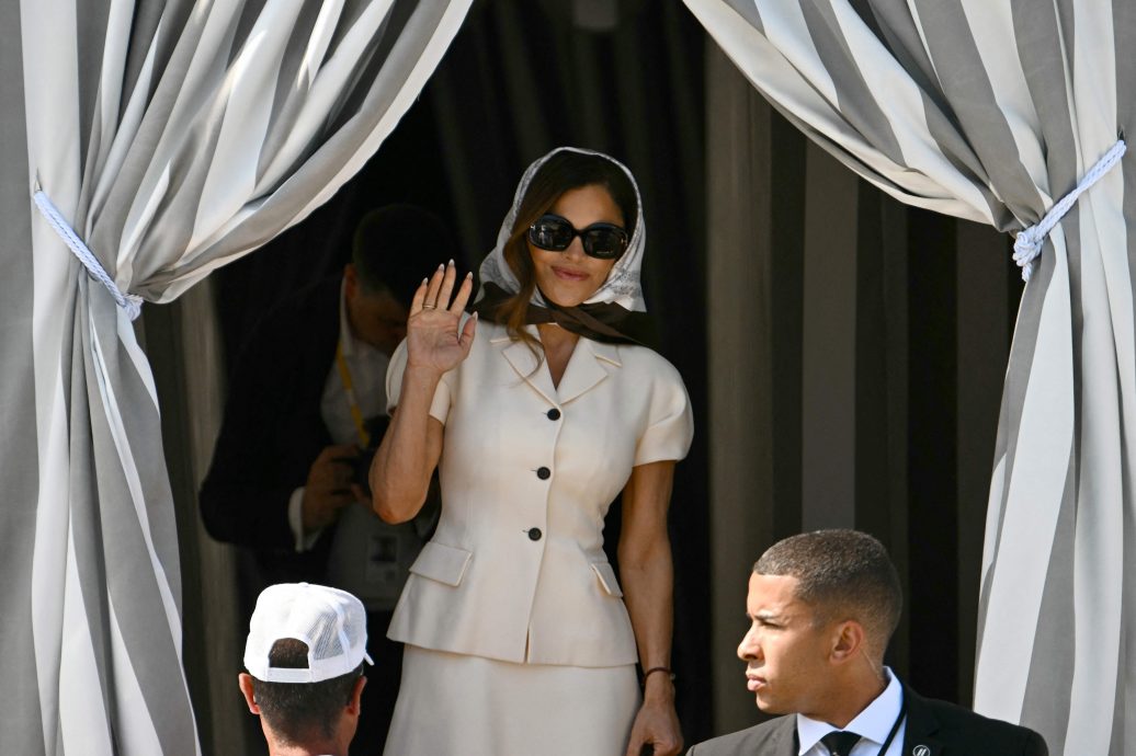 见证贝佐斯世纪婚礼 威尼斯掌声与愤怒两样情